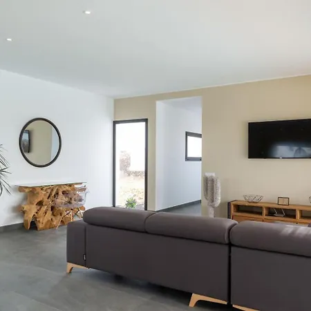 Villa Alfa By Fuerteventuravillas